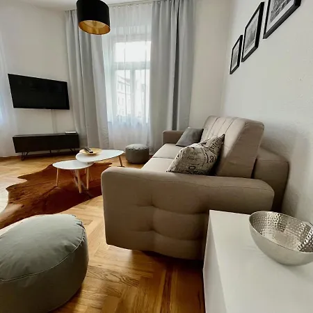 Apartment Firstclass 2r_apartment In